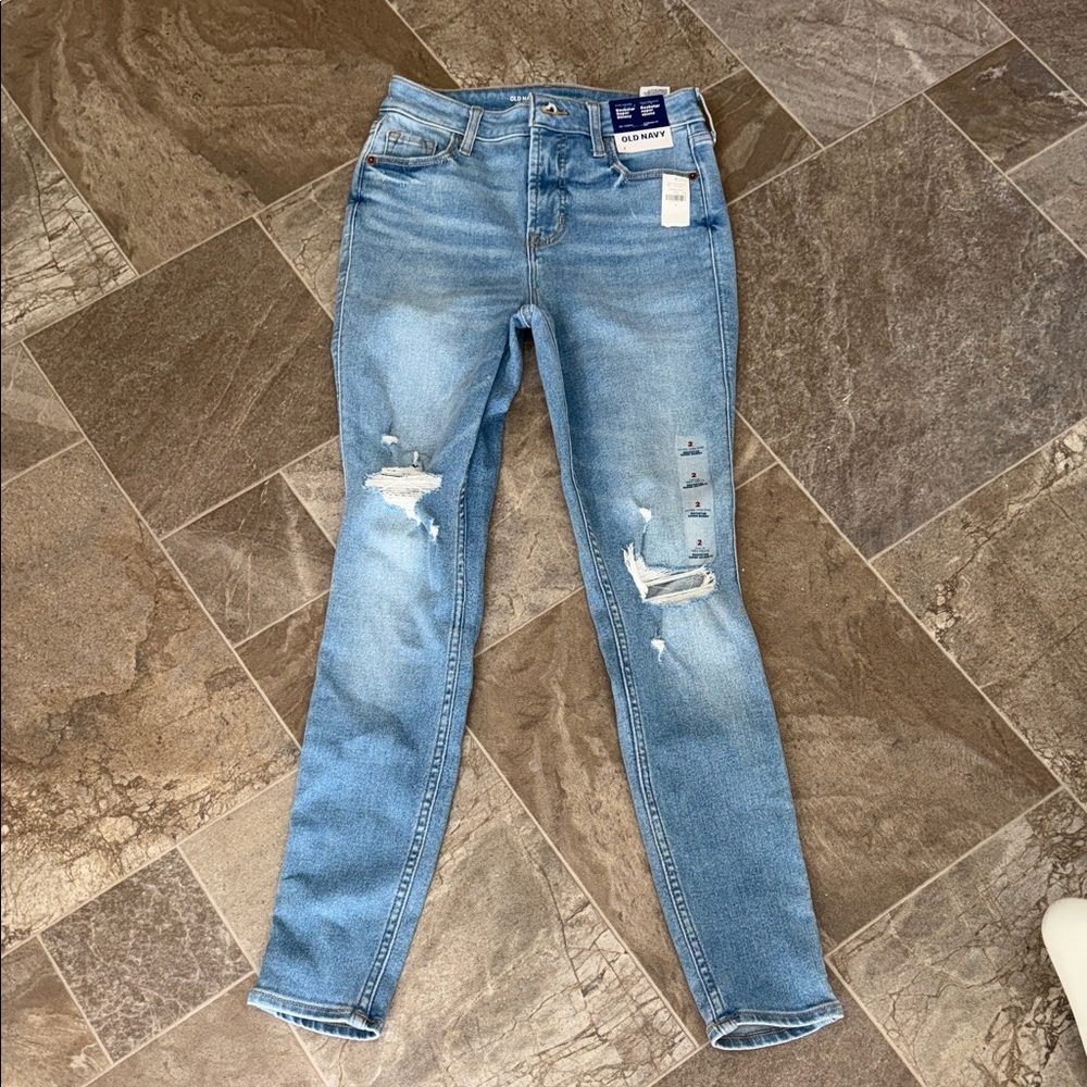 Old Navy rockstar super skinny extra high-rise Sz 2  light wash jeans NWT